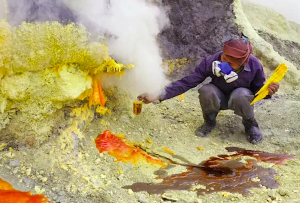 Top 5 Interesting Facts About Sulfur Top 5 Interesting Facts About Sulfur